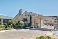 Motel 6 Dallas, TX - Forest Lane Hotels in Farmers Branch