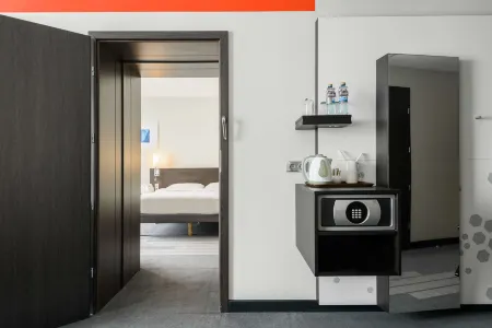 Park Inn by Radisson Astana, Kz