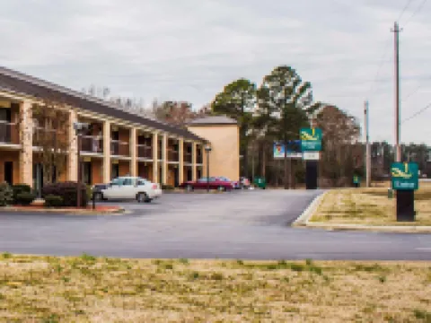 Quality Inn Kinston Hwy 70 Hotels in Kinston