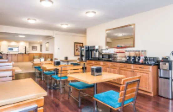 Lakeshore Resort and Marina