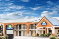 Days Inn by Wyndham Athens Hotels in Athens