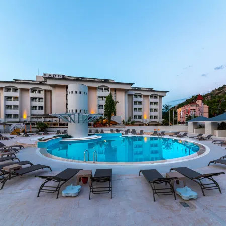 Faros Premium Beach