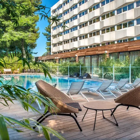 HÔTEL C Suites Chambres Spacieuses