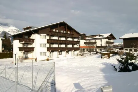 Hotel Edelweiss Отели в г. Gotzens