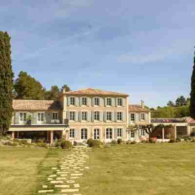 Domaine de Valmouriane Hotel Exterior