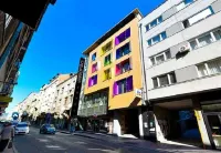 Hotel Colors Inn