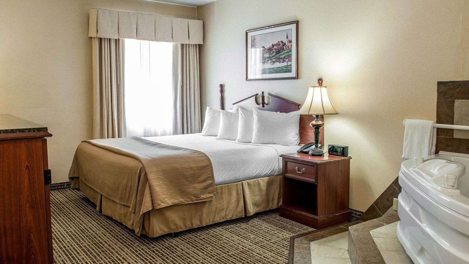 Baymont by Wyndham South Bend Near Notre Dame