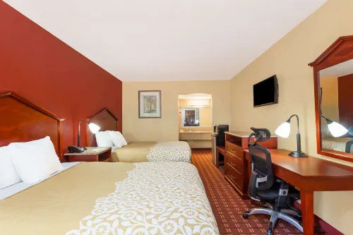 Days Inn by Wyndham Columbia Hotels in Saint Andrews