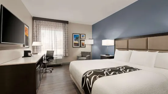 La Quinta Inn & Suites by Wyndham San Bernardino