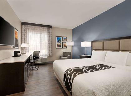 La Quinta Inn & Suites by Wyndham San Bernardino