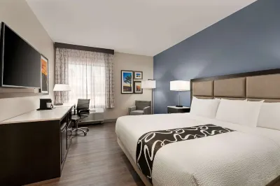 La Quinta Inn & Suites by Wyndham San Bernardino Hotels in San Bernardino