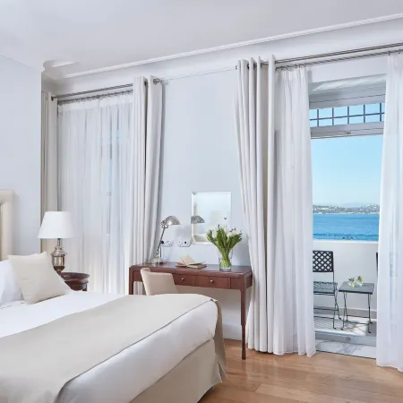 Poseidonion Grand Hotel