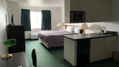 Fairbridge Inn and Suites - Miles City Hotels in 
