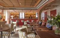 Hotel de Silhouette - bar