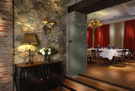 Hotel Rural & Spa Los Ánades Отели в г. Сьерра де Атьенса и Сигуэнса