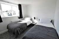 Your Apartment | Bristol Brunel Loft - No.2 - Villas