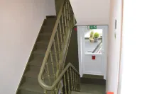 安布羅希亞酒店