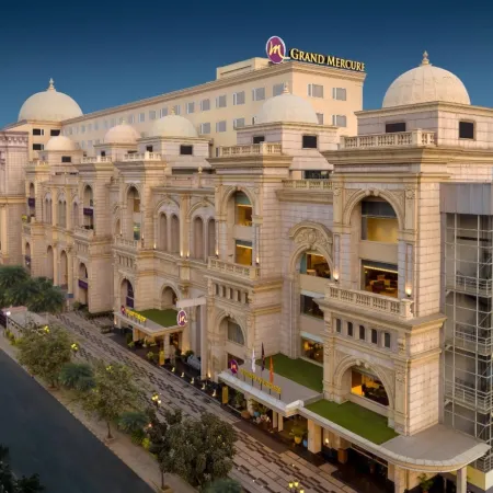 Grand Mercure Bengaluru at Gopalan Mall, An Accor Hotels Brand Отели рядом с достопримечательностью «Конференц-центр Frontier Management»