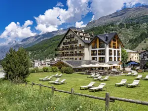 Hotel Sant'Orso - Mountain Lodge & Spa