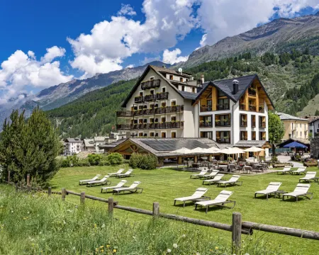 Hotel Sant'Orso - Mountain Lodge & Spa Hotels in Cogne