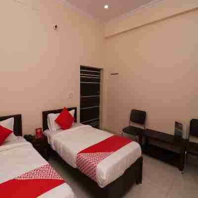 Hotel O Sangam Darshan Rooms