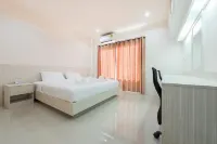 At One Hotel Chiangrai Hotellit kohteessa Nang Lae
