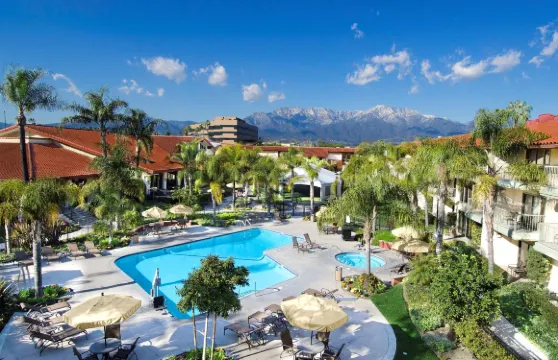 安大略機場逸林酒店