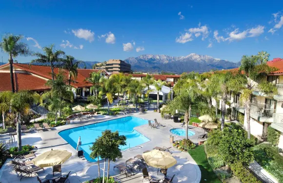 安大略機場逸林酒店