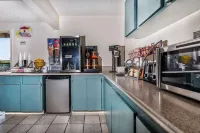 Super 8 by Wyndham Abilene North - breakfast