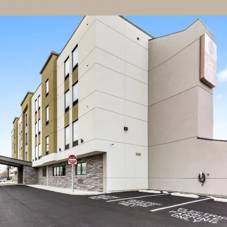 Best Western Plus Philadelphia-Pennsauken Hotel