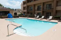 HOTEL PRESTON by IHG - 5-Star