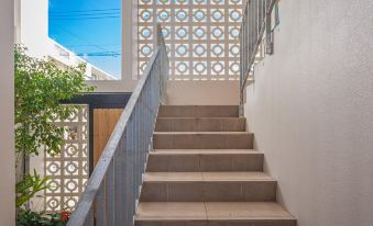 Onna Oceanview Suites