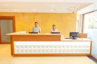 White Palace Hotel