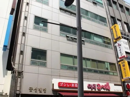 24 Guesthouse Myeongdong Avenue