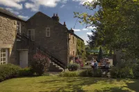 The Pheasant Inn Отели в г. Тарсет