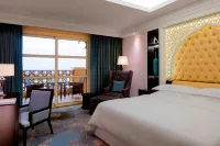 Sheraton Sharjah Beach Resort & Spa Hotel a 