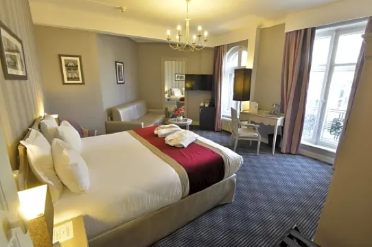 호텔 콩코르디아 르 망 센터 가르