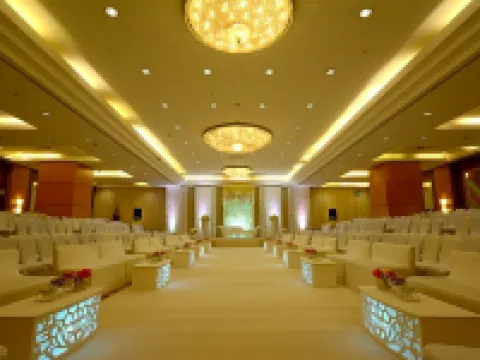 โรงแรม Millennium Central Kuwait Downtown โรงแรมในคูเวต