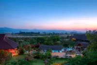 Maekok River Village Resort Hoteles en Mae Ai