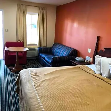 Scottish Inn and Suites Perry