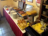 Lévay Villa Hotel - breakfast