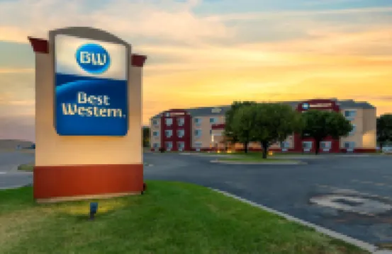 Best Western Governors Inn  Suites Hotel di 