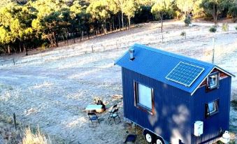 Hilltop Tiny House by Tiny Away