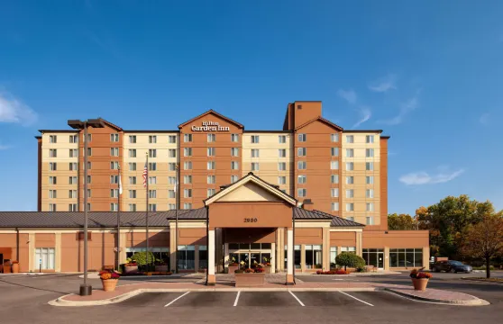 奧黑爾機場希爾頓花園酒店