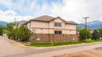 Magnuson Grand Pikes Peak Hotels in Manitou Springs