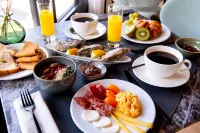 Le Celtique & Spa - breakfast