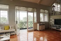 Villa Puri Gunung Geulis - Cozy Staycation 수카라자 호텔