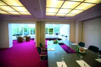 Momentum Hotel Hotels in Grodig