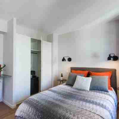 Hyper centre chambre au calme Rooms