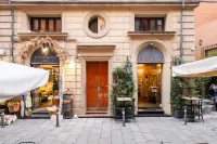 Santo Stefano Apartments - BolognaRooms Hotel dekat Teatro Comunale di Bologna